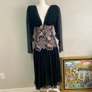 Vintage J Harris Women’s Black Pink Deep V Front/Back Long Flutter Sleeve Dress